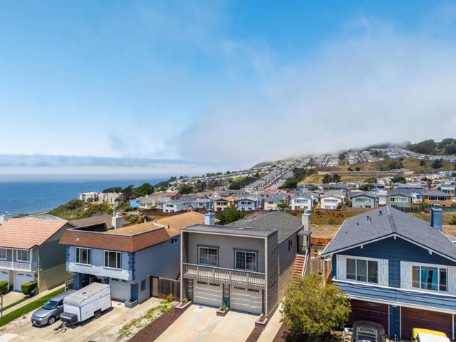 373 Coral Ridge Drive, Pacifica CA: https://media.crmls.org/mediaz/1c06a656-99be-484a-a046-aa8321aa8bef.jpg
