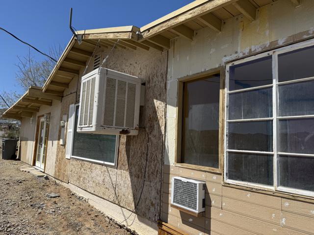 68424 Bellerue Road, 29 Palms CA: https://media.crmls.org/mediaz/1c081420-f176-49b0-82ab-4852e2df0bd9.jpg