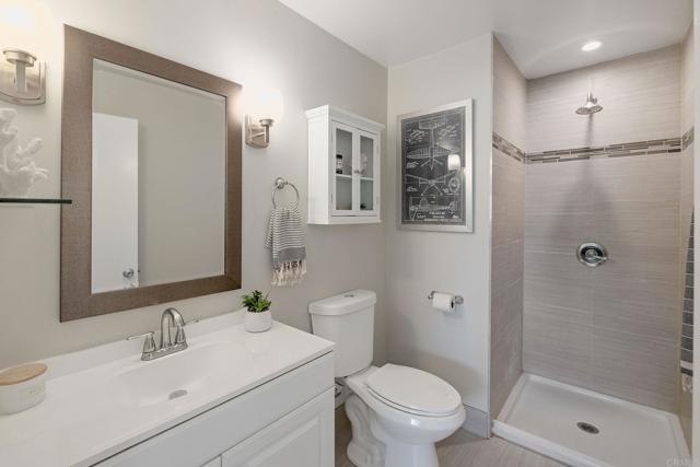 2200 Vanderbilt Lane, Redondo Beach, California 90278, 2 Bedrooms Bedrooms, ,3 BathroomsBathrooms,Residential,Sold,Vanderbilt,PTP2202500