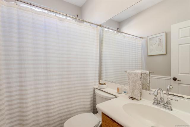 Image 18 of 41 For 45948 Via La Colorada