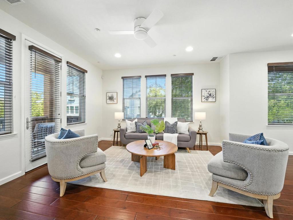 3698 Branding Iron Place