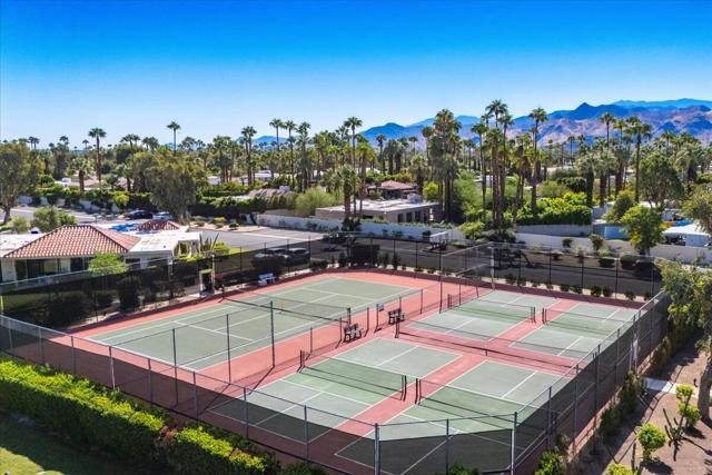 737 N Madrid Circle, Palm Springs, CA 92262
