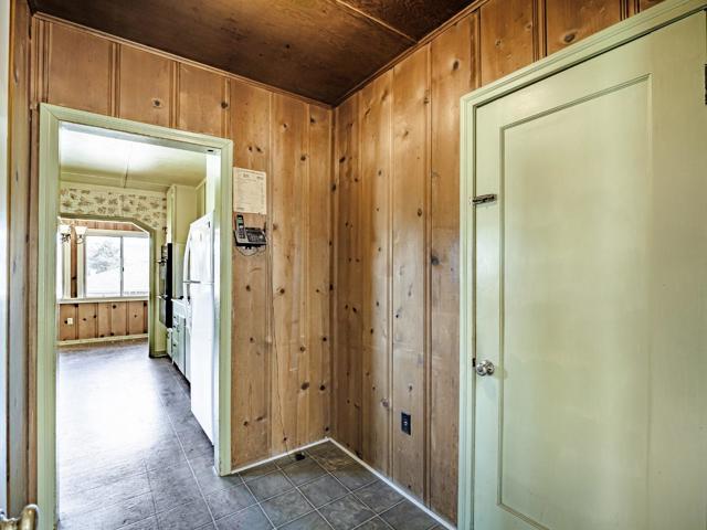 35 Sycamore Street, Watsonville CA: https://media.crmls.org/mediaz/1c0aa505-9c0b-45e5-80cd-be2eff9d7dcd.jpg