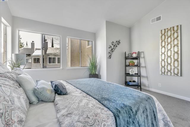 1896 San Vincente Dr, Concord CA: https://media.crmls.org/mediaz/1c0b49e9-f3fd-4184-b4a8-6bebed31927c.jpg