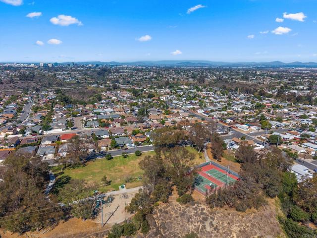Detail Gallery Image 40 of 52 For 4984 Gaylord Dr, San Diego,  CA 92117 - 3 Beds | 2 Baths