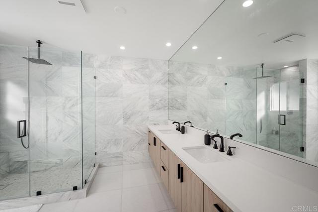 3647 Hazelhurst Place, Bonita CA: https://media.crmls.org/mediaz/1c0c0187-4228-4c5c-9cfd-ef207aa5a0f6.jpg