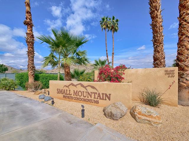 70100 Mirage Cove Drive, Rancho Mirage CA: https://media.crmls.org/mediaz/1c0c46c9-f6e9-4121-9a31-f2ee27af589a.jpg