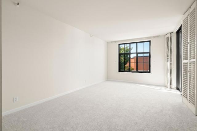 555 Laurel Avenue, San Mateo CA: https://media.crmls.org/mediaz/1c0c5824-685b-4956-942f-ee79a698be68.jpg