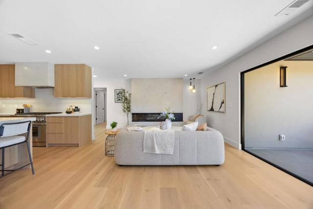 510 Yale Drive, San Mateo CA: https://media.crmls.org/mediaz/1c0cdeaf-2b31-4d33-8397-09ec037b9097.jpg