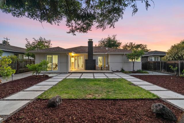 520 S Bayview Avenue, Sunnyvale CA: https://media.crmls.org/mediaz/1c0df213-45a7-460b-97cf-16b9acdfbbed.jpg