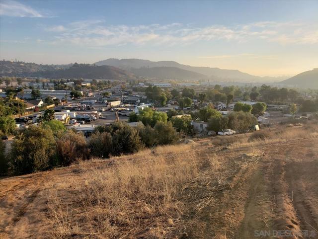 10270 Riverford Rd, Lakeside CA: https://media.crmls.org/mediaz/1c0eaeb6-aa29-4058-b8b6-450a6ecca3ee.jpg