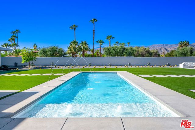 6 Big Sioux Road, Rancho Mirage CA: https://media.crmls.org/mediaz/1c0f66dd-e50e-400e-aa7b-9de5bae9e495.jpg