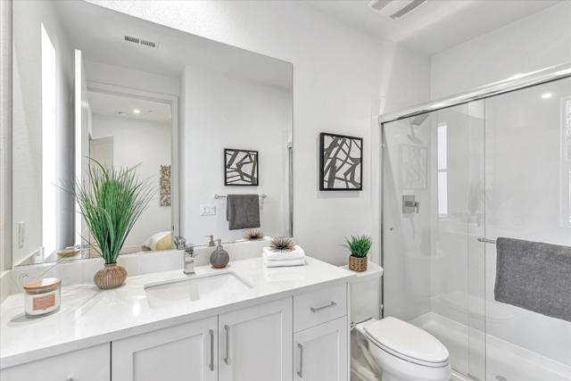 Image 25 of 36 For 326 Isabelline Court