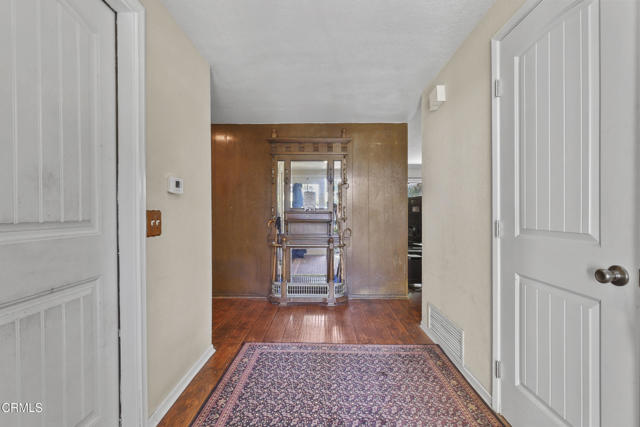 Detail Gallery Image 3 of 17 For 276 Verde Vista Dr, Thousand Oaks,  CA 91360 - 3 Beds | 2 Baths