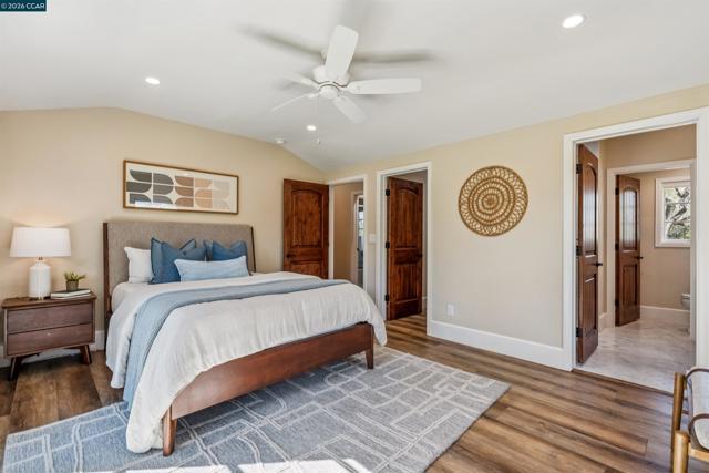 Image 33 of 54 For 850 Las Trampas Rd