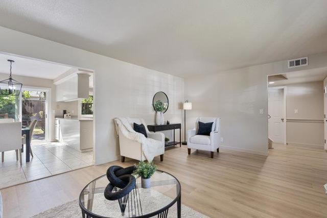 1272 Glacier Drive, Milpitas CA: https://media.crmls.org/mediaz/1c136713-44b4-4ebd-97c9-7b4fb4f39c5d.jpg