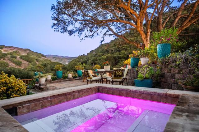 412 Corral De Tierra Road, Salinas CA: https://media.crmls.org/mediaz/1c15b0e7-acf0-4800-98d0-c8bb24678f62.jpg