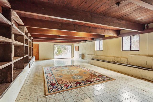 105 Laureles Grade, Salinas CA: https://media.crmls.org/mediaz/1c171207-7b37-4e16-83f9-33b15ebcc86b.jpg