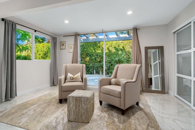 76140 Fairway Drive, Indian Wells CA: https://media.crmls.org/mediaz/1c181ec3-4320-4c02-accb-5da6024c600f.jpg
