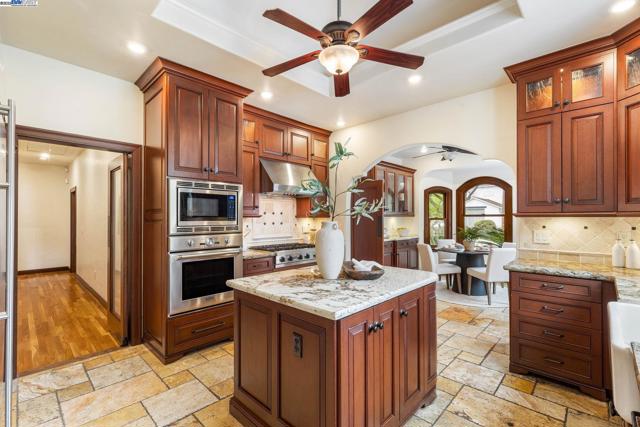 150 Ayer Ave, San Jose CA: https://media.crmls.org/mediaz/1c1847ac-0a3b-462a-aef8-06dd7987e9c0.jpg