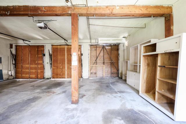 4662 4664 Bancroft, San Diego CA: https://media.crmls.org/mediaz/1c187182-bd9c-4498-a3db-dfde85903f2f.jpg