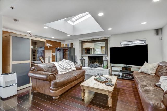 372 Fleming Avenue, San Jose CA: https://media.crmls.org/mediaz/1c189b19-81be-4d95-9b3f-174e51ce9a4f.jpg