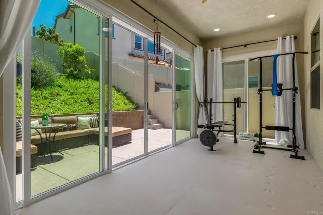 Detail Gallery Image 35 of 44 For 675 Westbrook Loop, San Marcos,  CA 92078 - 5 Beds | 4/1 Baths