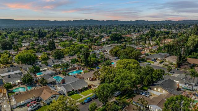 Detail Gallery Image 35 of 37 For 17448 Keswick St, Northridge,  CA 91325 - 3 Beds | 1 Baths