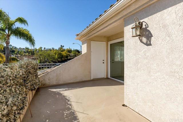 Detail Gallery Image 16 of 33 For 4976 Bella Collina St, Oceanside,  CA 92056 - 5 Beds | 3 Baths