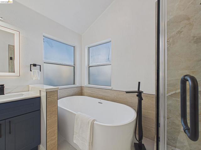 Image 36 of 60 For 2392 Austin Ct