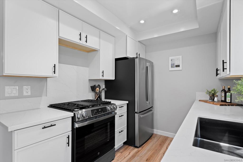 1762 Locust - photo 10