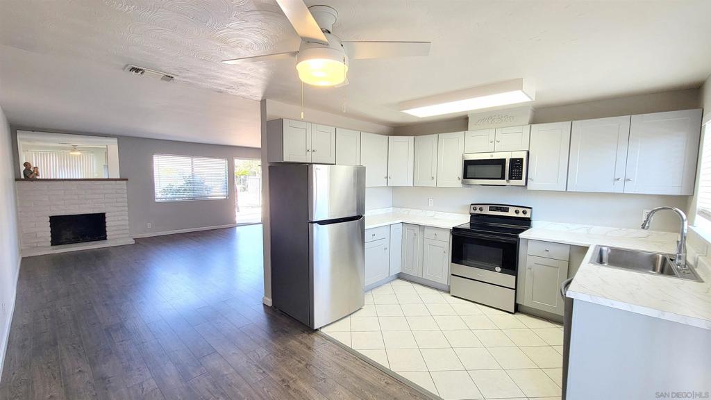 806 E 4Th #6