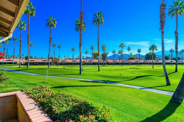 153 Camino Arroyo N, Palm Desert CA: https://media.crmls.org/mediaz/1c1c473d-553e-4784-a388-da669fc8f431.jpg