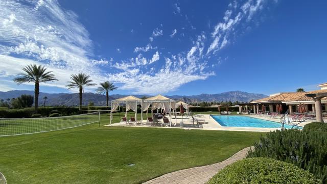 3461 Via Leonardo, Palm Desert, CA 92260