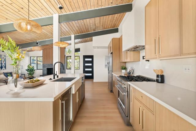 Detail Gallery Image 24 of 47 For 4821 Viane Way, San Diego,  CA 92110 - 4 Beds | 2 Baths