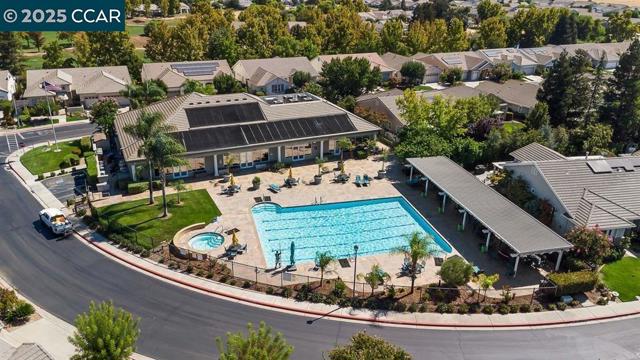 2030 Kent Dr, Brentwood CA: https://media.crmls.org/mediaz/1c1f439d-0884-46db-89a6-5096c42a61b8.jpg