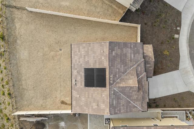 948 Visalia Pl, San Marcos CA: https://media.crmls.org/mediaz/1c1f9ad0-b6fc-4758-84bc-0f616caa280e.jpg