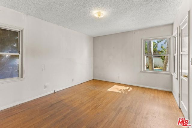 4144 Le Bourget Avenue photo 4