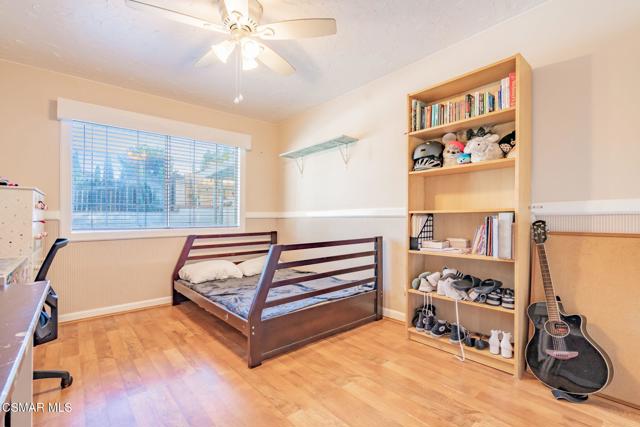 1642 Cayton Avenue, Simi Valley CA: https://media.crmls.org/mediaz/1c209f65-9114-4438-8b9f-e506ee171169.jpg