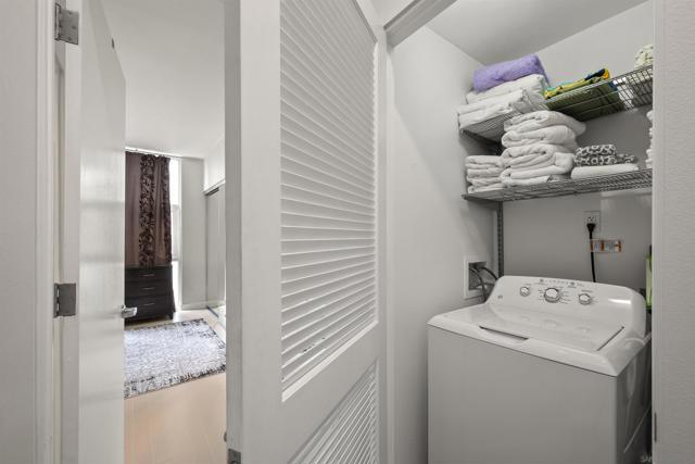 3788 Park Blvd, San Diego CA: https://media.crmls.org/mediaz/1c215650-2b57-4f86-aabe-78ebd035b656.jpg