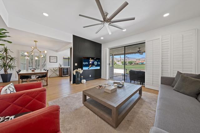 25 Juan Carlos Drive, Rancho Mirage CA: https://media.crmls.org/mediaz/1c228b51-81cb-463b-bd70-14226dcab54c.jpg