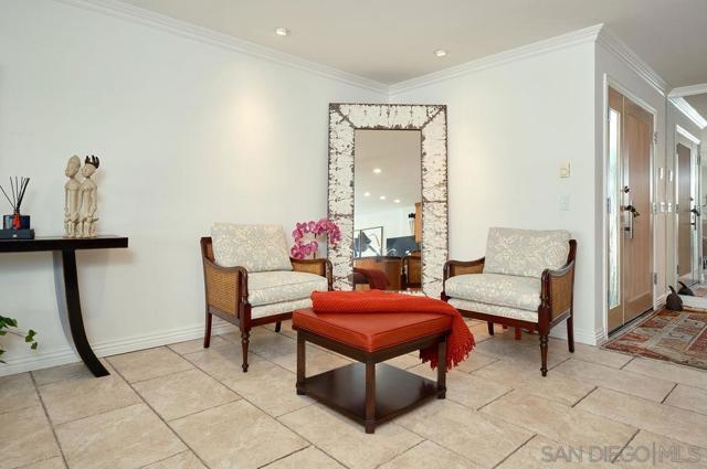 105 Antigua Ct, Coronado CA: https://media.crmls.org/mediaz/1c237e64-35d4-42aa-802c-18e19d1ef190.jpg