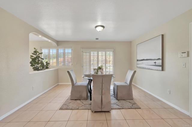 Image 24 of 49 For 2340 Mount Elena Way
