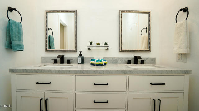 Detail Gallery Image 25 of 49 For 304 Hickory Grove Dr, Thousand Oaks,  CA 91320 - 4 Beds | 2/1 Baths