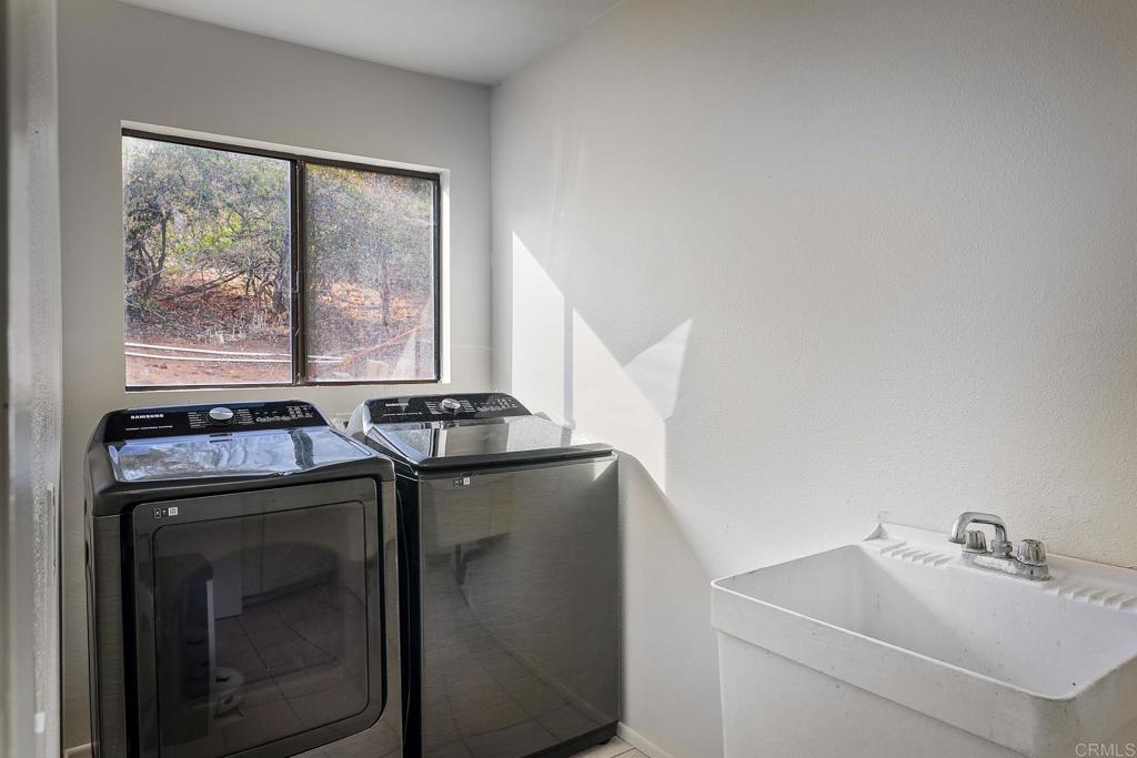 1228 Sheridan Avenue - photo 17