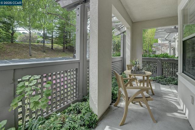 1860 Tice Creek, Walnut Creek CA: https://media.crmls.org/mediaz/1c251f11-f7ae-484b-ba25-37ccb89731ea.jpg