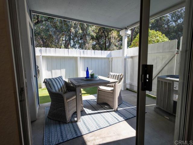 Detail Gallery Image 14 of 34 For 9989 Maya Linda Rd #64,  San Diego,  CA 92126 - 2 Beds | 2 Baths