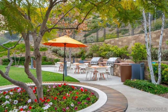 7839 Inception Way, San Diego CA: https://media.crmls.org/mediaz/1c261db8-ac7d-4c21-952a-5186a4fa2e18.jpg