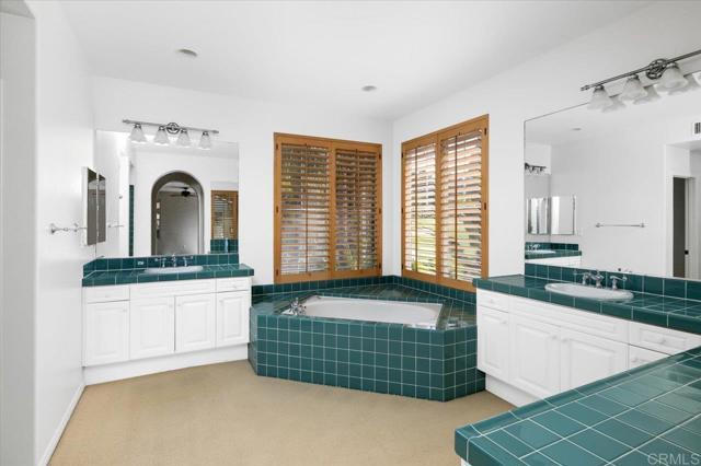 1328 Bulrush Court, Carlsbad CA: https://media.crmls.org/mediaz/1c26501a-32b1-47bb-b313-30f8d9d320a0.jpg