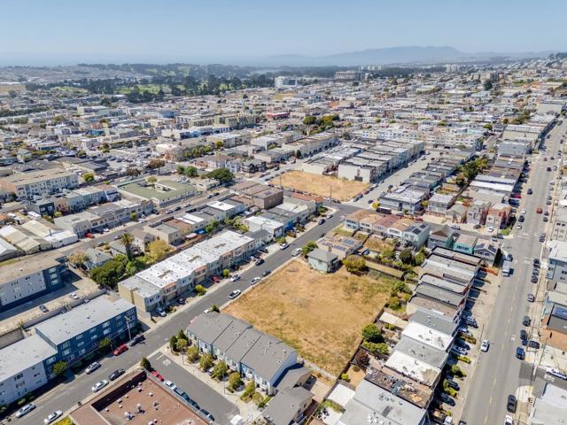 141 3rd Avenue, Daly City CA: https://media.crmls.org/mediaz/1c269389-c215-499c-ae04-0783e6d881cb.jpg